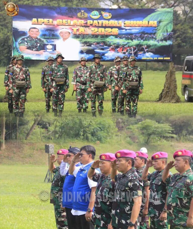 PERKUAT SINERGI, KORPS MARINIR DAN DSDA JABAR GELAR APEL KESIAPAN SATGAS PATROLI SUNGAI TAHUN 2026