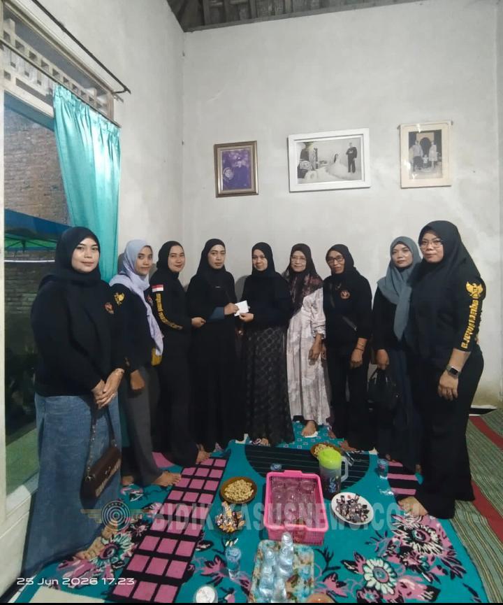 Srikandi DPC Squad Nusantara Jepara Gelar Takziah, Wujud Solidaritas Sosial Anggota