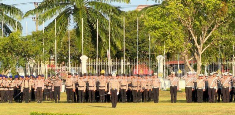 DANSAT BRIMOB POLDA SUMSEL LAKSANAKAN PENGAWASAN GLADI BERSIH UPACARA HARI BHAYANGKARA KE-80 DI GRIYA AGUNG