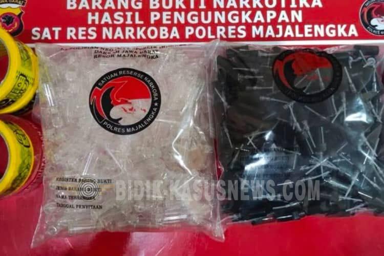 Polisi Gerebek Rumah Produksi Tembakau Sintetis di Majalengka, Sita Chloroform hingga Uang Tunai