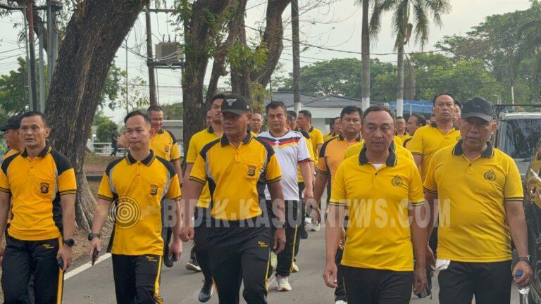 Dansat Brimob Polda Sumsel Hadiri Olahraga Bersama HUT Bhayangkara ke-80, Perkuat Soliditas dan Semangat Pengabdian kepada Masyarakat