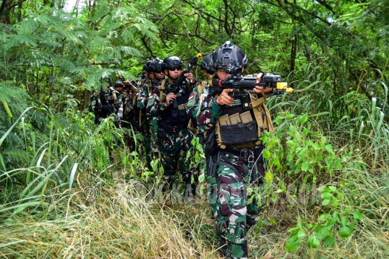 Prajurit Marinir Indonesia Uji Kemampuan Perang Kota Modern Melalui Latihan MOUT di Hawaii