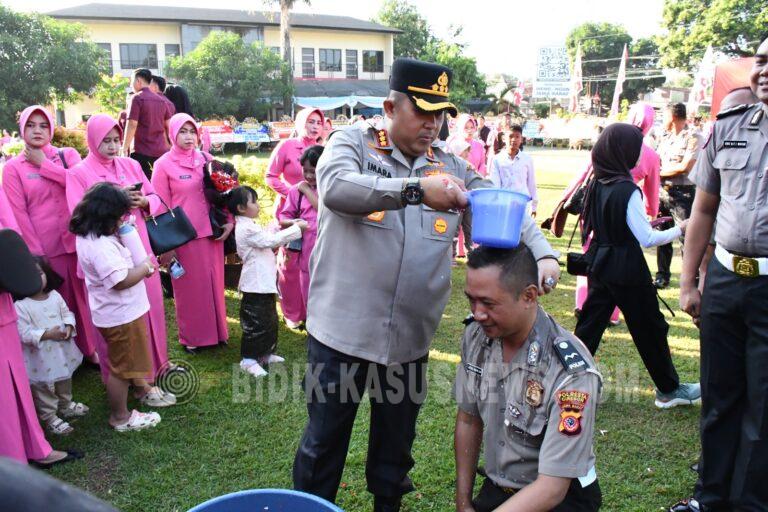 Kapolresta Cirebon Pimpin Korps Raport Kenaikan Pangkat 114 Personel, Tekankan Profesionalisme, Integritas, dan Pengabdian kepada Masyarakat