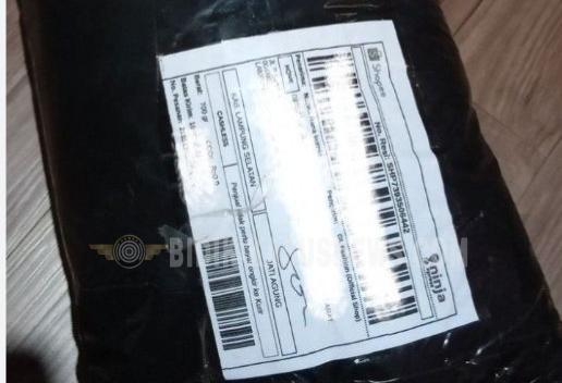 Warga Surade Keluhkan Barang Belanja Online tidak Sesuai Pesanan