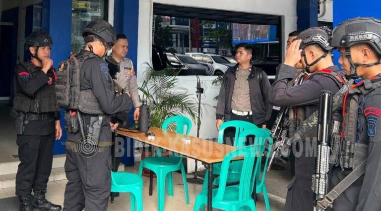 Detasemen Gegana Satbrimob Polda Sumsel Laksanakan Pengamanan di Direktorat Lalu Lintas Polda Sumsel
