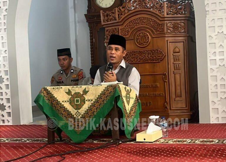 Polres Majalengka Gelar Binrohtal Di Masjid Jamiussolihin, Waka Polres Hadir Langsung Ikuti Kegiatan