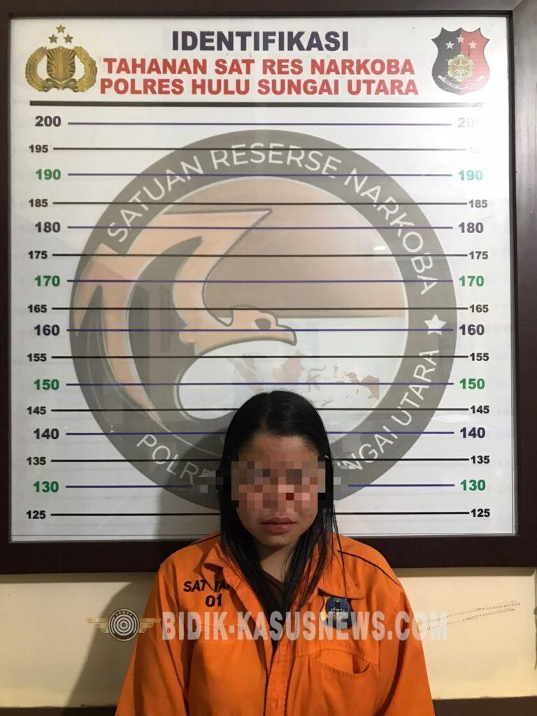 Satresnarkoba Polres HSU Gagalkan Peredaran Ekstasi, Dua Perempuan Berinisial IS dan E Diamankan di Amuntai Tengah