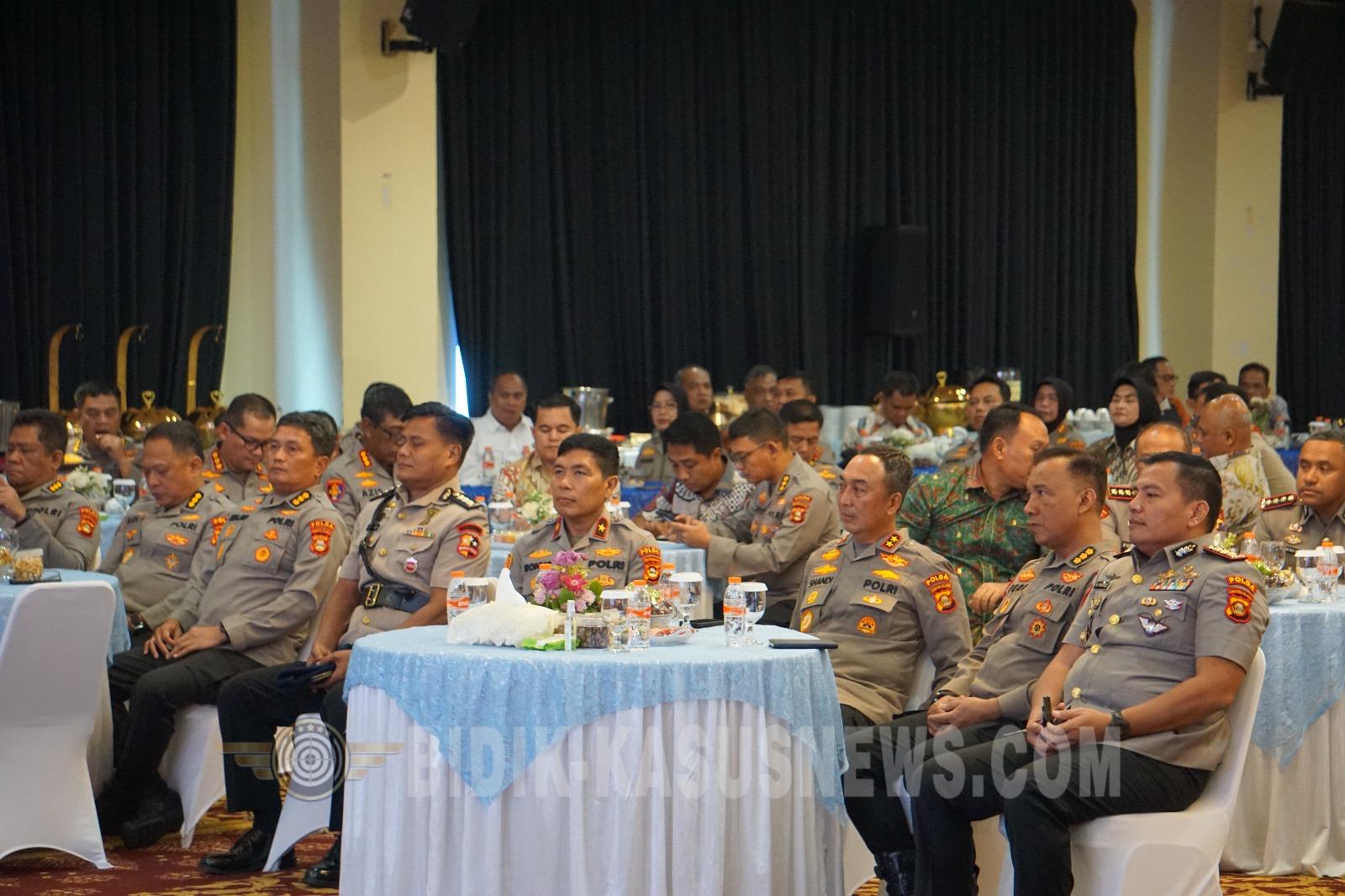 KENAL PAMIT DANSAT BRIMOB POLDA SUMSEL, WUJUD APRESIASI DAN ESTAFET KEPEMIMPINAN DI LINGKUNGAN POLDA SUMATERA SELATAN