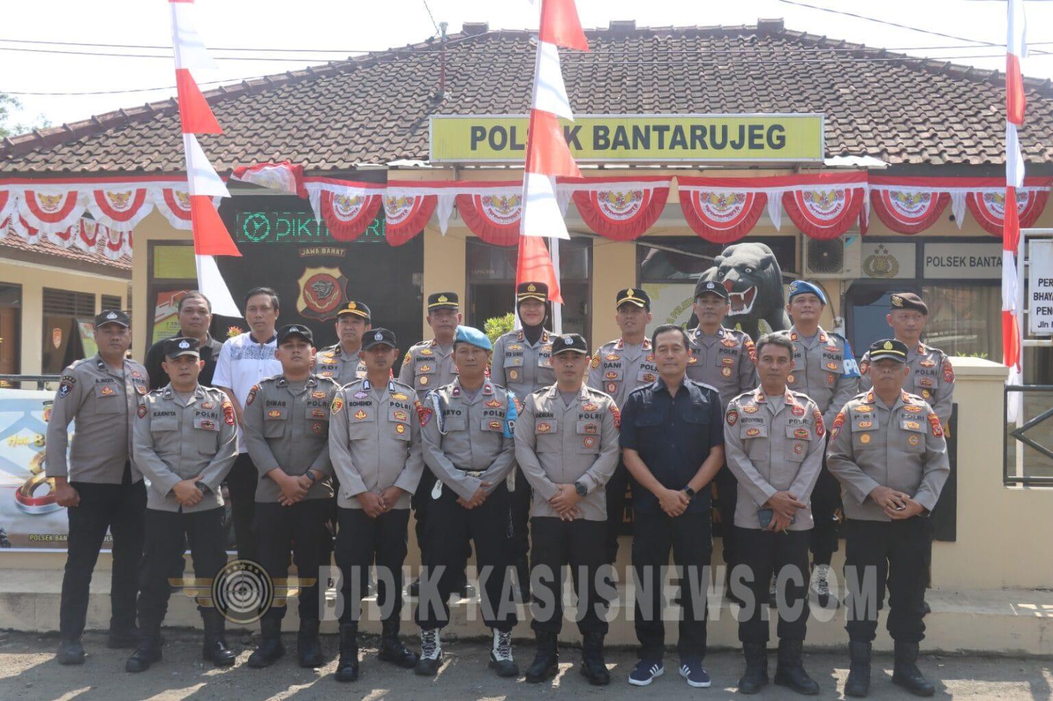 Kapolres Majalengka Kunjungi Polsek Jajaran dan Sapa Warga, Perkuat Kedekatan Polri dengan Masyarakat