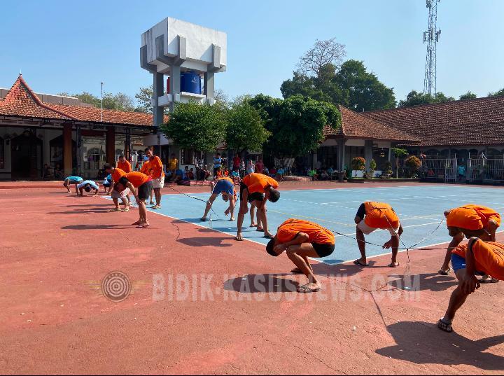 Semangat Merah Putih dari Balik Rutan, Warga Binaan Rutan Kelas IIB Jepara Ramaikan Lomba Tradisional HUT Kemerdekaan RI Ke-81