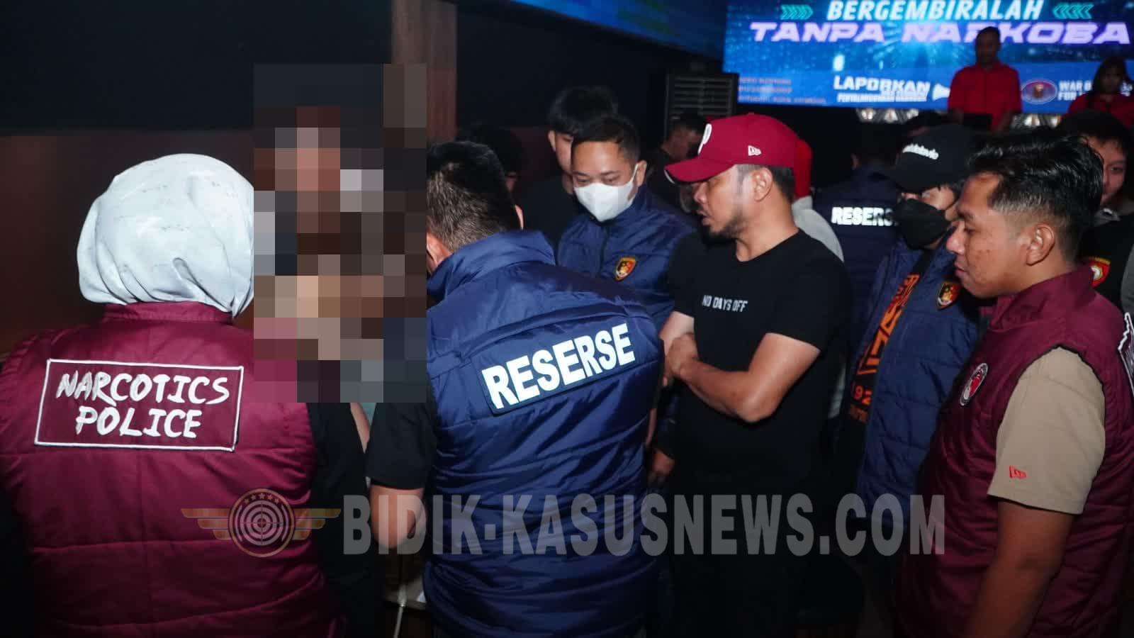 Razia Tempat Hiburan Malam Cirebon hingga Dini Hari, Polisi Temukan Tiga Pelajar di Bawah Umur