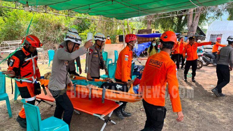 Hari Ke-4 Pascagempa, Polri Terus Bergerak: Brimob dan Bantuan Logistik Konsisten Dikirim ke NTT