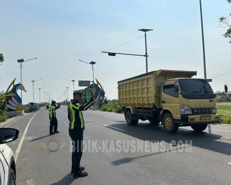 Satlantas Polres HSU Intensifkan Patroli di Titik Rawan, Pastikan Arus Lalu Lintas Aman dan Lancar