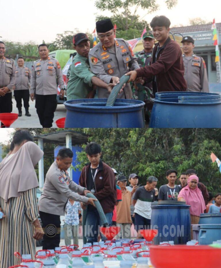 Gandeng PAM Tirta Kamuning, Polres Kuningan Salurkan Bantuan Air Bersih ke Desa Pakembangan