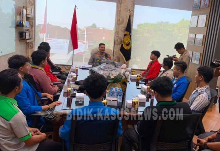 Kapolres Majalengka Silaturahmi Bersama OKP Cipayung dan Aliansi BEM Universitas Majalengka