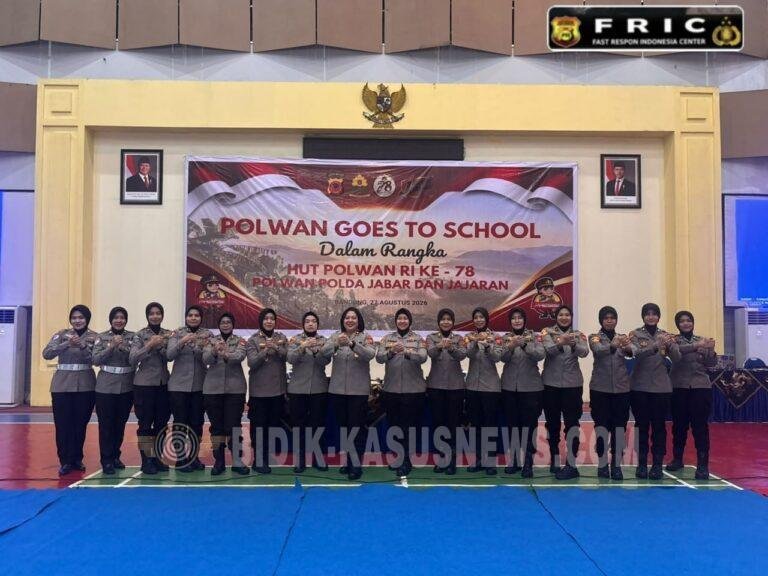 Polwan Polda Jabar Goes to School, Edukasi Pelajar SMA 8 Bandung Cegah Kekerasan dan Bullying