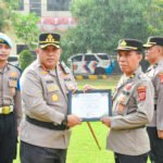 Polresta Cirebon Gelar Apel Jam Pimpinan Sekaligus Penyerahan Penghargaan Pelayanan Prima dan IKPA 2026