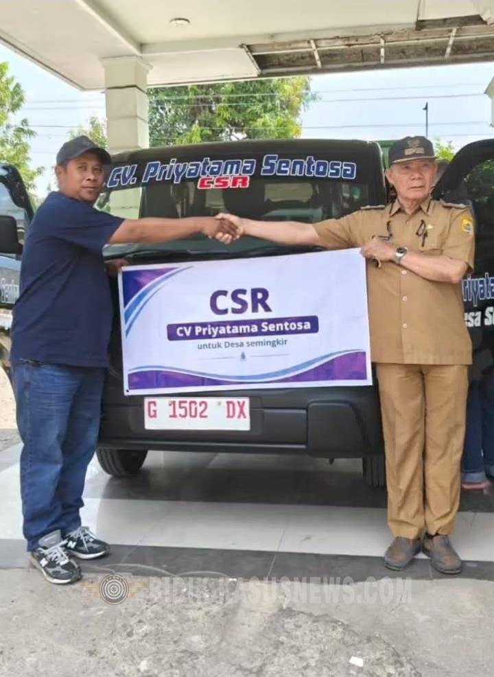 CV Priyatama Sentosa Salurkan Bantuan Mobil Sampah ke Desa Semingkir, Dukung Lingkungan Bersih dan Sehat