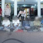 Tawuran Konten Gagal Total! Dalmas Polres Cirebon Kota Amankan 6 Remaja dan Celurit di Mundu Lor