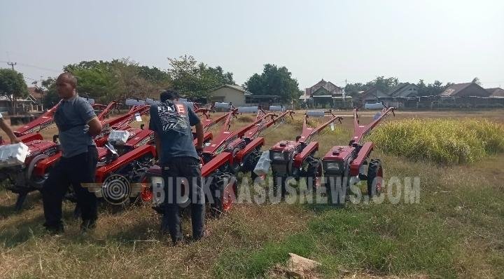 28 Unit Traktor R2 Turbo Turun ke Kab. Cirebon, LSM: Jangan Sampai Mampir ke Timses Dulu