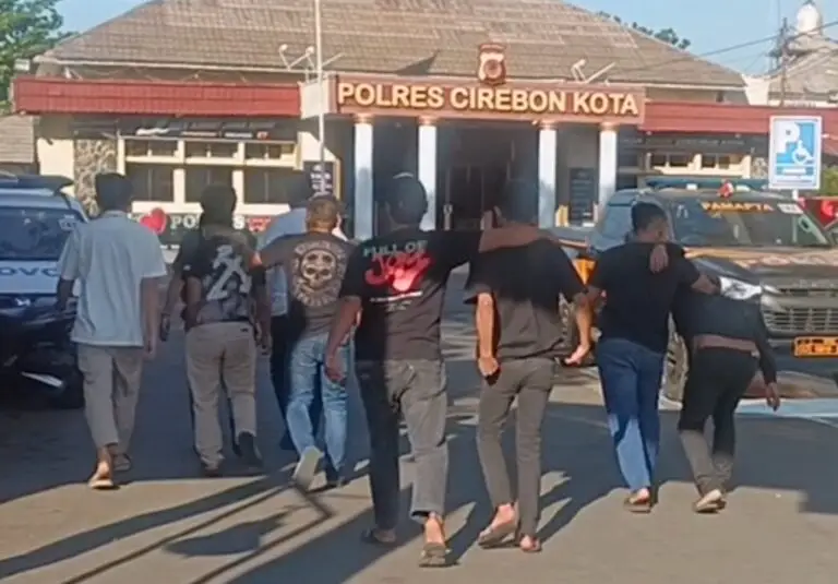7 Pria Luar Daerah Diduga Debt Collector Intai Mobil Warga di Cirebon, 3 Diciduk di Hotel, 4 Diamankan di Jalan Veteran