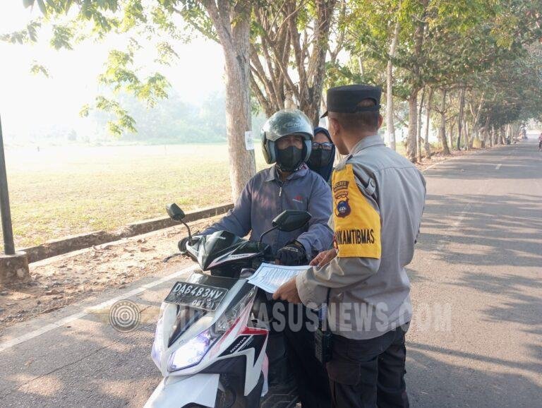 Cegah Karhutla, Polsek Banjang Gencarkan Sosialisasi kepada Warga Desa Banjang