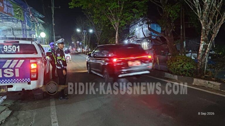 Patroli Blue Light Polres HSU Sasar Jalan Rawan Kecelakaan, Polisi Tegur Pengendara dan Awasi ODOL