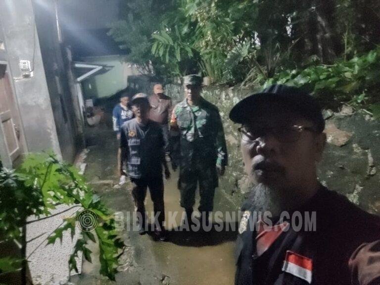 Sinergi TNI-Rakyat, Babinsa Sukadanaham Gelar Patroli Siskamling Ciptakan Kamtibmas Kondusif