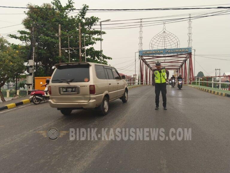 Satlantas Polres HSU Gelar Pengaturan Pagi di Sejumlah Titik Jalan Amuntai, Arus Lalu Lintas Kondusif