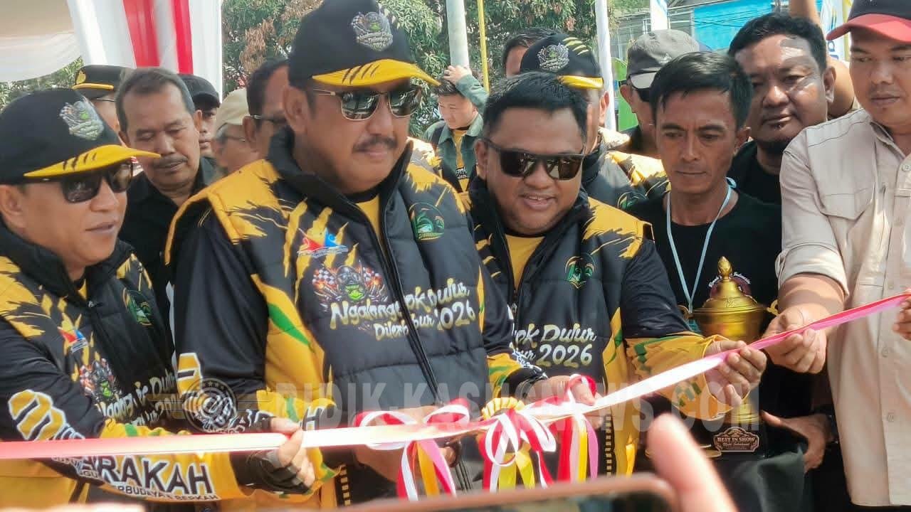 Buka Festival Bonsai, Bupati: Hobi yang Mendatangkan Cuan 
