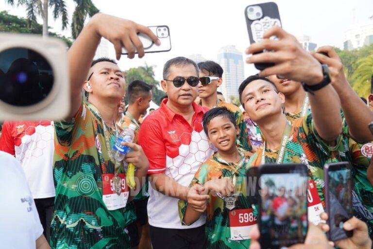 Ramaikan TNI Run 2026, Kasad Berbaur Bersama 12 Ribu Peserta