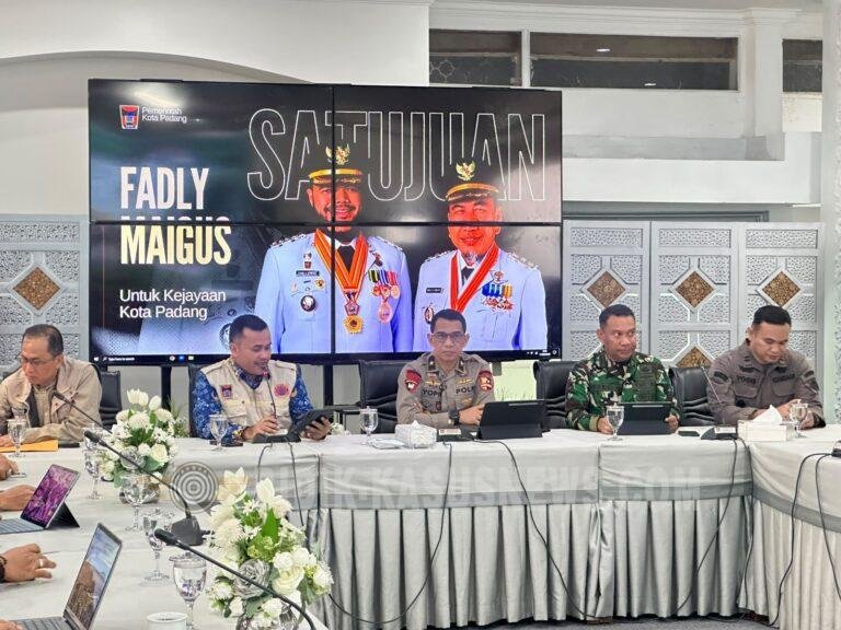 Brigjen Pol. Yopie Indra Sepang Pimpin Monev Percepatan Rehabilitasi dan Rekonstruksi Pascabencana di Kota Padang
