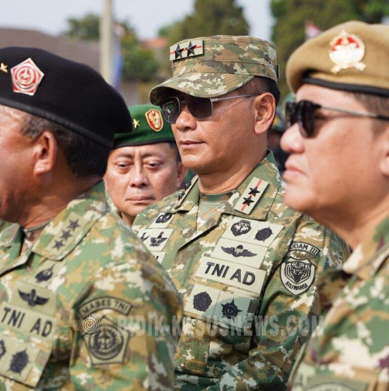 Pangdam III/Siliwangi Hadiri Pembukaan Pelatihan Dasar Kemiliteran Komcad Mitra Udara Tahun 2026