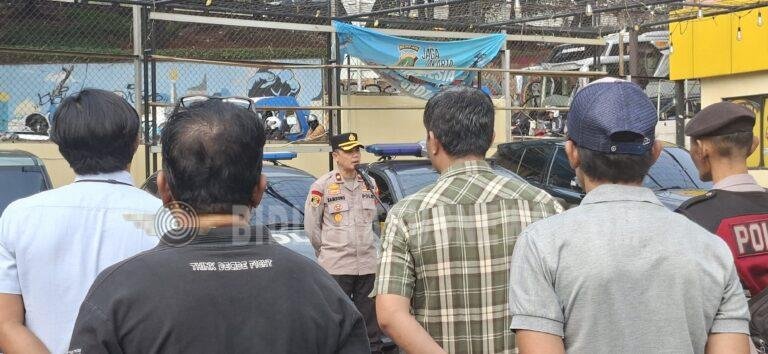 31 Personel Polsek Jatinegara Disiagakan, Kapolsek Tekankan Pengamanan Jalur Massa dan Pengawasan Pelajar
