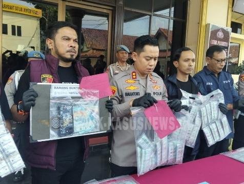 Polres Cirebon Kota Ungkap Kasus Penyalahgunaan Obat Keras Terlarang, 9.700 Butir Diamankan