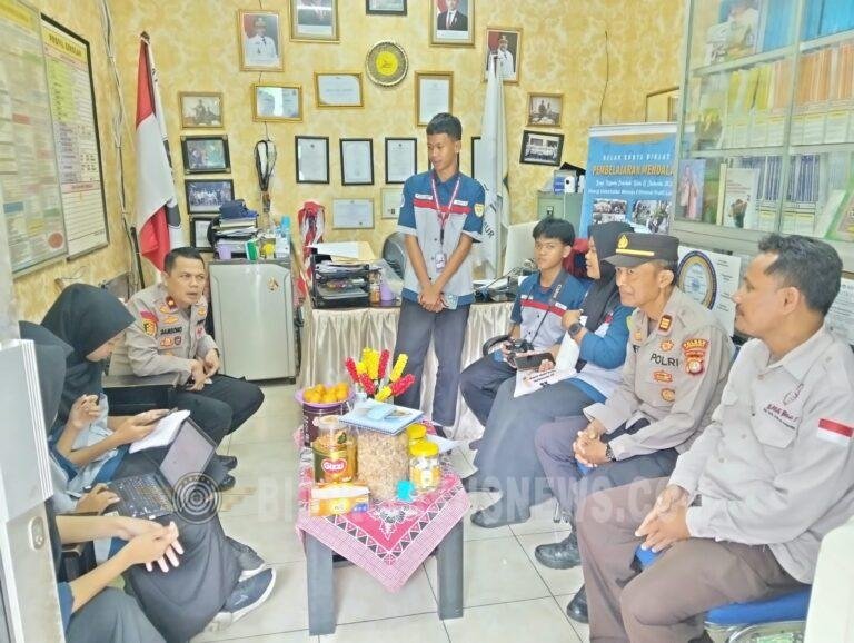 Kapolsek Jatinegara Turun Langsung ke Sekolah, Bekali Pelajar Hadapi Provokasi dan Jaga Diri