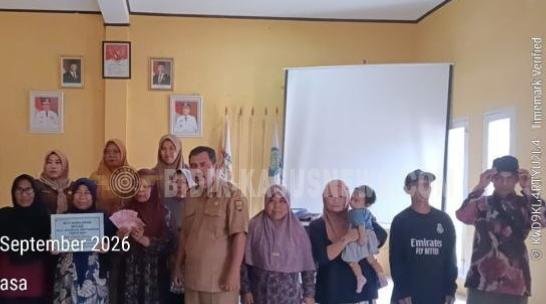 Camat Cimanggu Turun Langsung Pantau BLT DD dan Revitalisasi SDN 1
