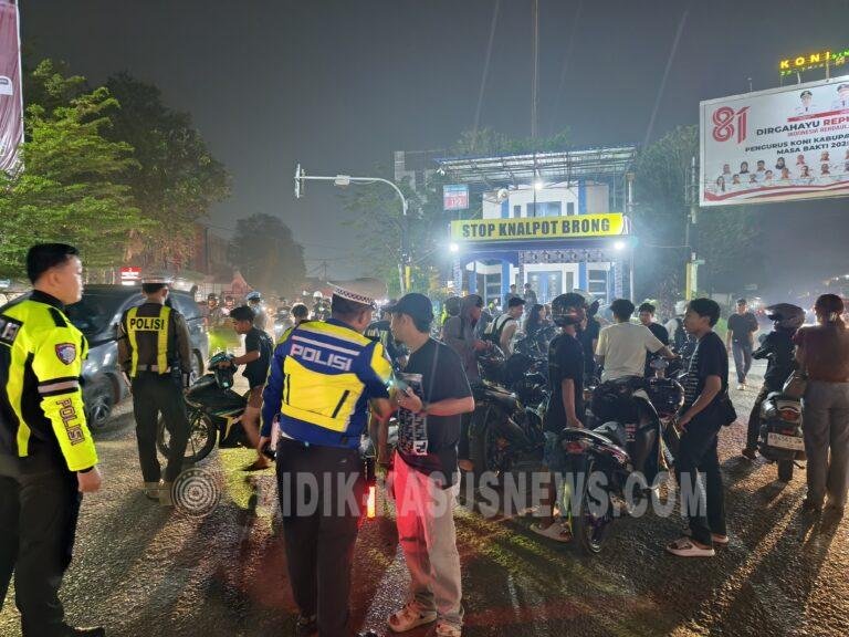 Kapolres Sintang AKBP Budi Hartono Sutrisno,Turun Langsung Memantau Razia Knalpot Brong