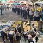 Antisipasi Bencana Musim Hujan, Polres Kuningan Gelar Aksi Bersih Sampah Serentak di Pasar Baru dan Sungai Citamba