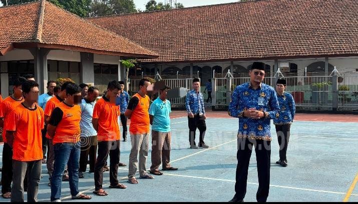 Perkuat Pembinaan, Karutan Jepara Sampaikan Arahan dan Motivasi kepada Warga Binaan