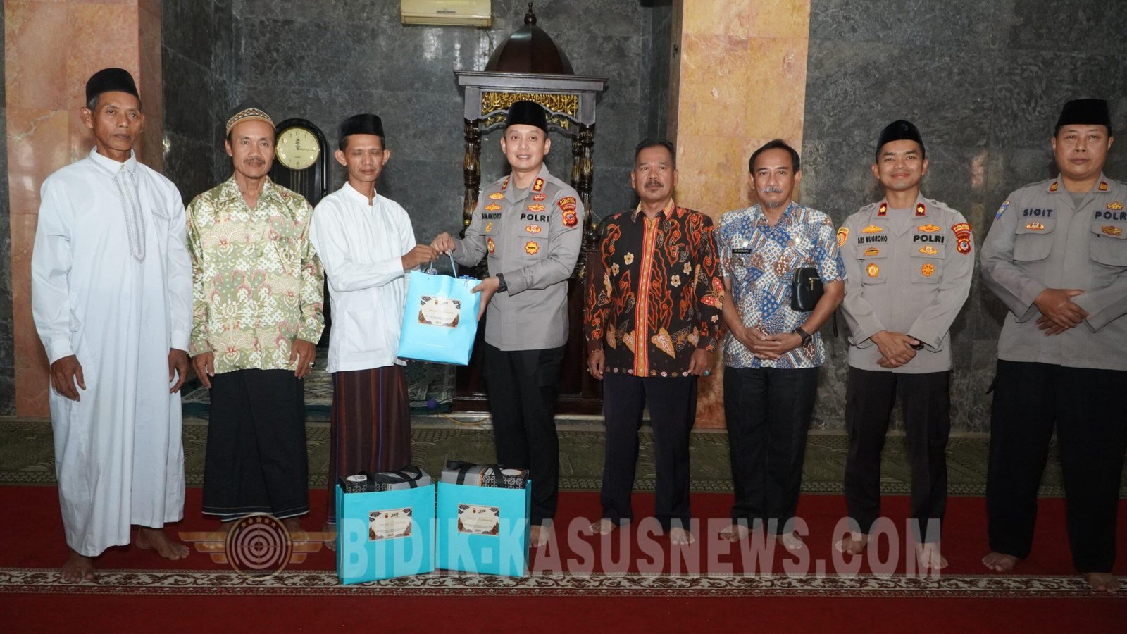 Jumat Keliling, Kapolres Cirebon Kota Silaturahmi dengan Warga Pilangsari