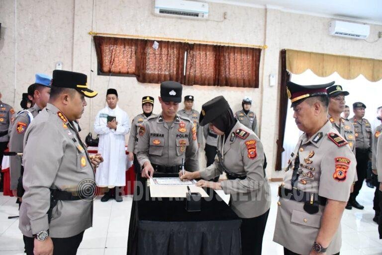 Kapolresta Cirebon Tekankan Amanah Jabatan, Minta Pejabat Baru Perkuat Pelayanan Masyarakat