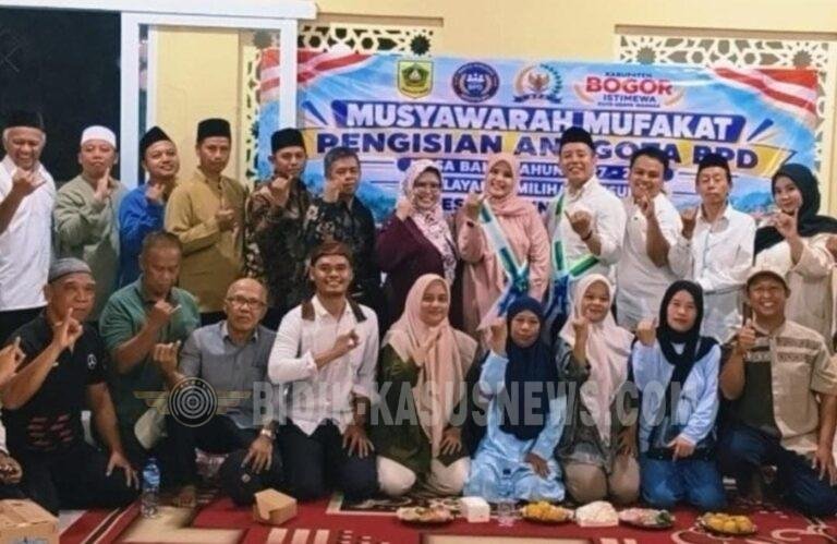MUSYAWARAH MUFAKAT, ABDUL KADIR DAN SLAMET HARTONO DITETAPKAN SEBAGAI ANGGOTA BPD WARINGIN JAYA DAPIL 1