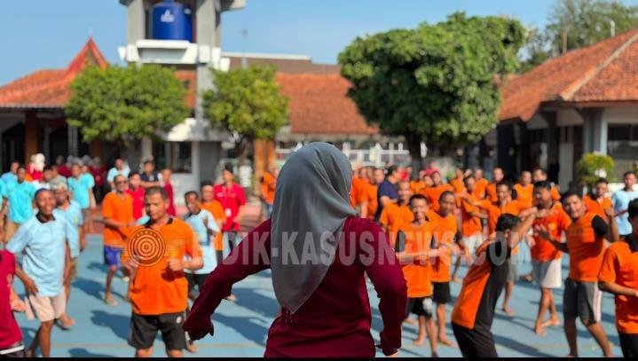 Jumat Sehat Penuh Semangat, Rutan Jepara Gelar Senam Pagi dan Lomba Yel-Yel Antar Kamar Warga Binaan