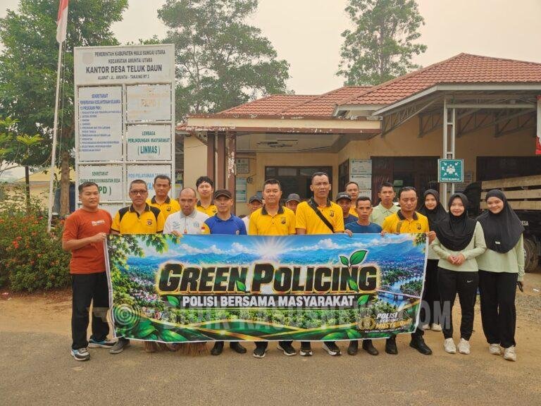 Dukung Pelestarian Lingkungan, Polsek Amuntai Utara Bersama Warga Tanam Pohon di Desa Teluk Daun