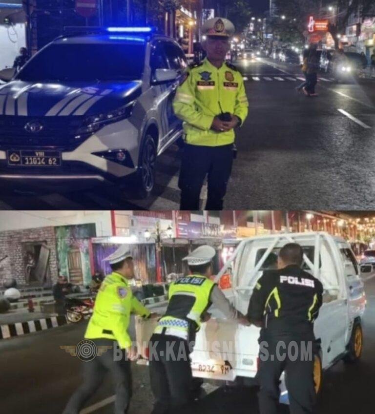 Sigap di Malam Minggu, Anggota Satlantas Polres Kuningan Bantu Mobil Bak Mogok di Jalan Siliwangi