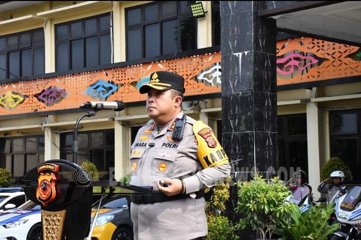 Sayangi Diri dan Keluarga, Kapolresta Cirebon Ajak Masyarakat Tertib Berlalu Lintas
