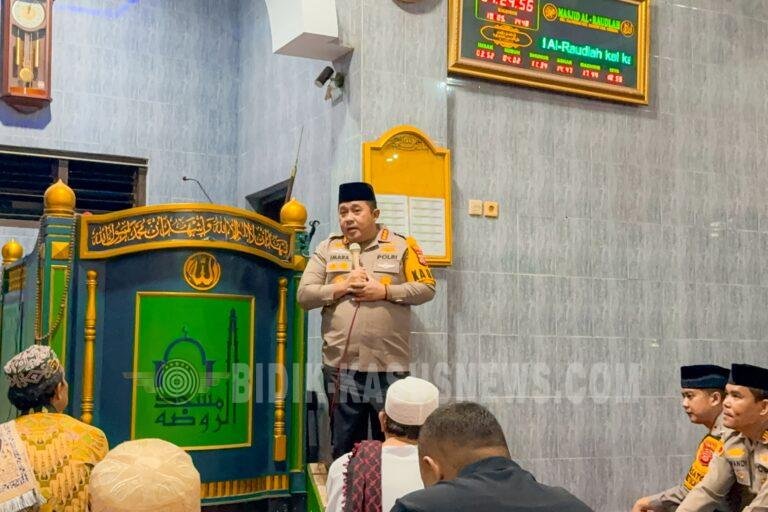 Subuh Bersama Masyarakat, Kapolresta Cirebon Perkuat Silaturahmi dan Komitmen Jaga Kamtibmas